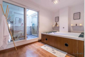 Lujo a tu alcance con spa y garaje pleno centro, Huelva